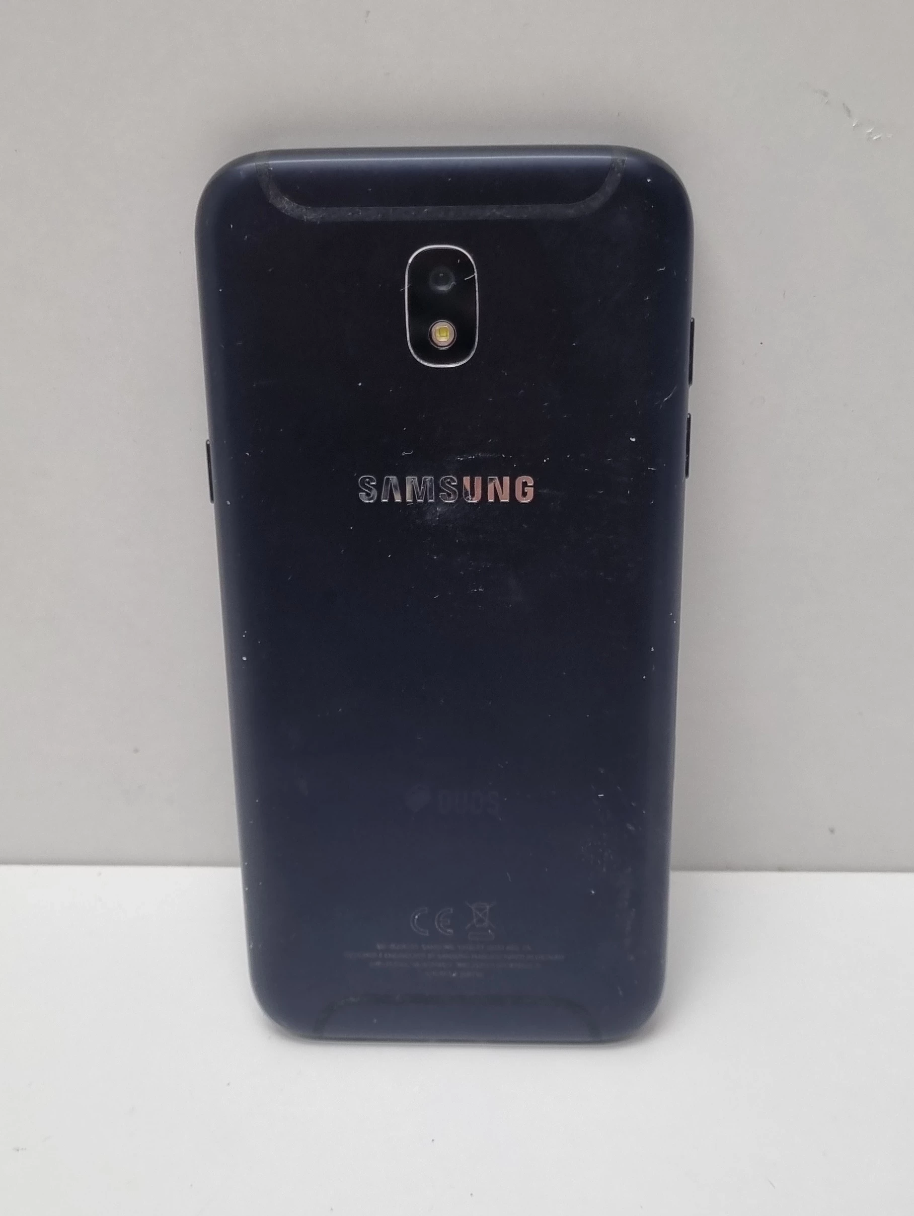 samsung-galaxy-j5-16gb-czarny-pamiec-ram-202865-214129