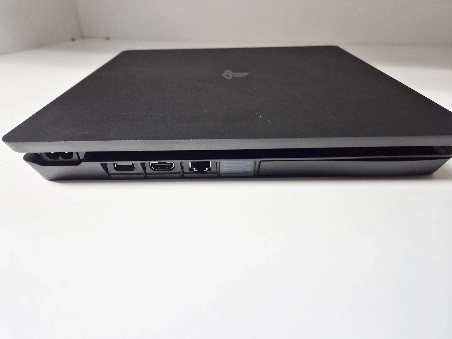 konsola-sony-ps4-cuh-2116b-1tb-pad-wersja-130590-2