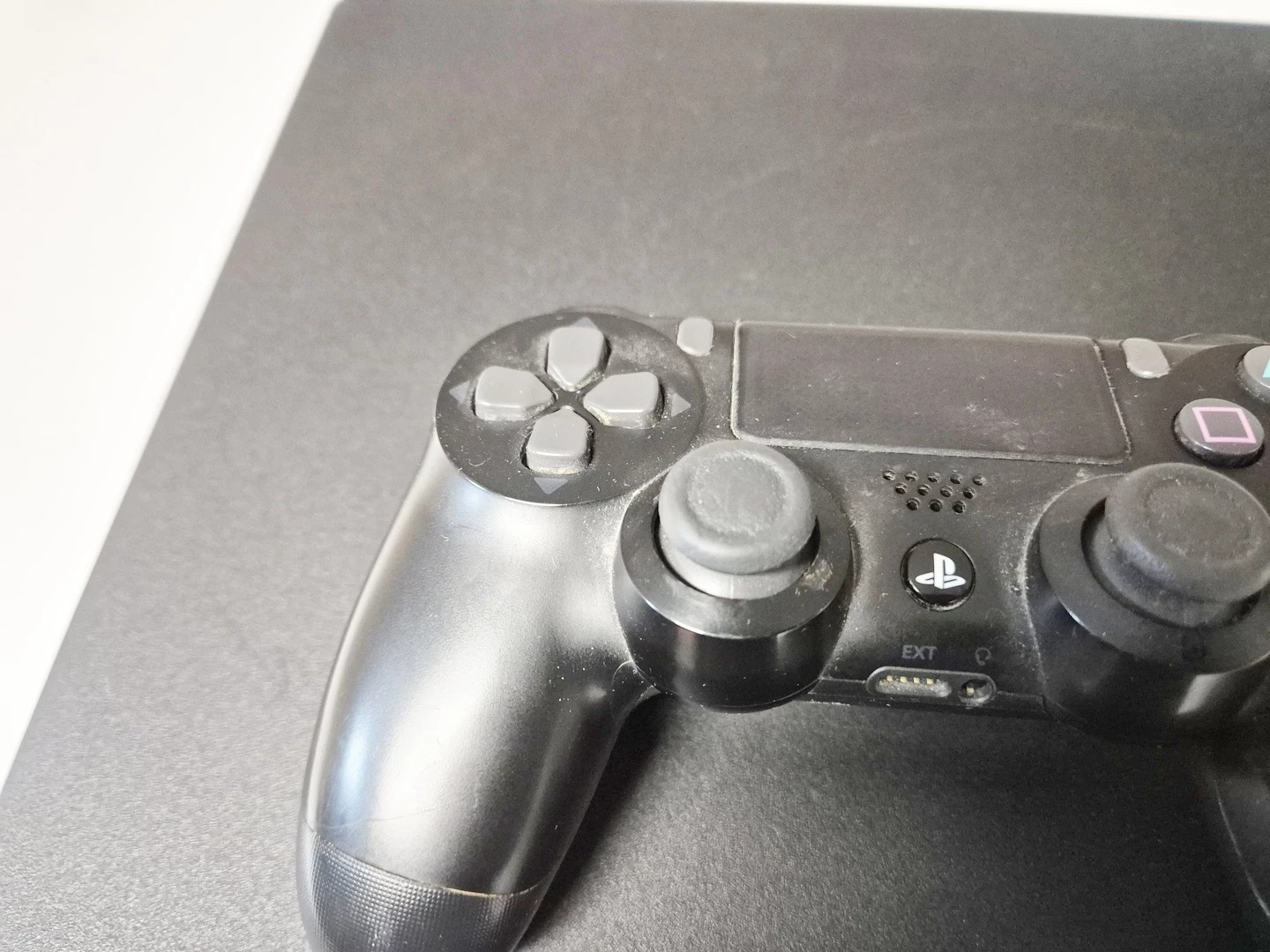 konsola-sony-ps4-cuh-2116b-1tb-pad-ean-gtin-711719757313