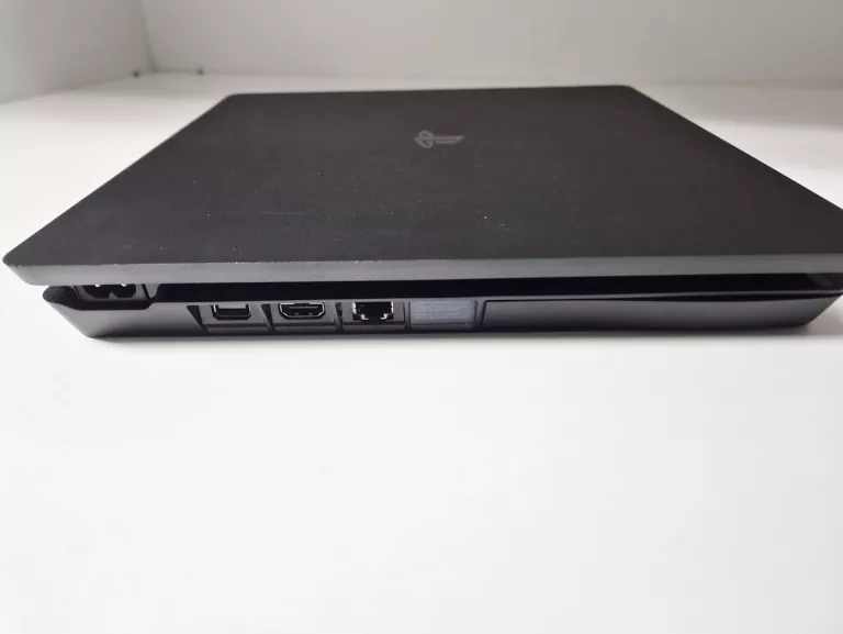 konsola-sony-ps4-cuh-2116b-1tb-pad-wersja-130590-2