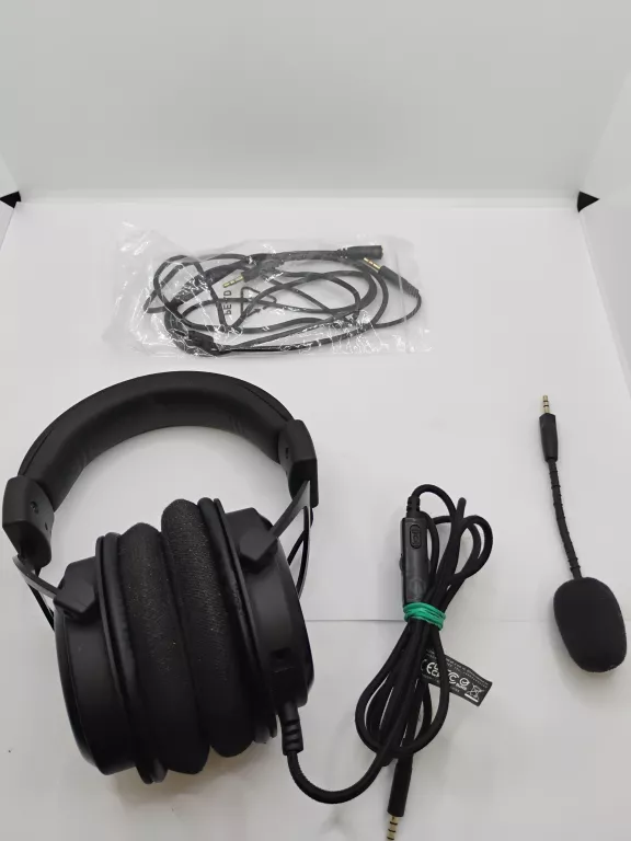 sluchawki-nauszne-z-mikrofonem-endorfy-viro-infra-ey1a003-dworcowa-26-bytom