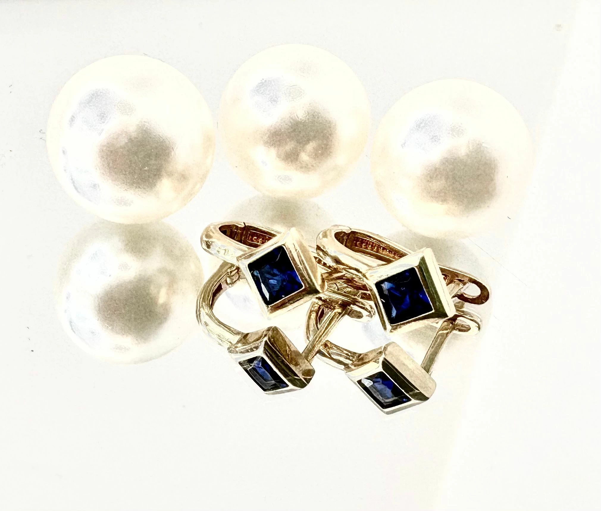 delikatne-zlote-kolczyki-granatowa-cyrkonia-zapiecie-angielskie-p585-215g-rynek-7-grodkow