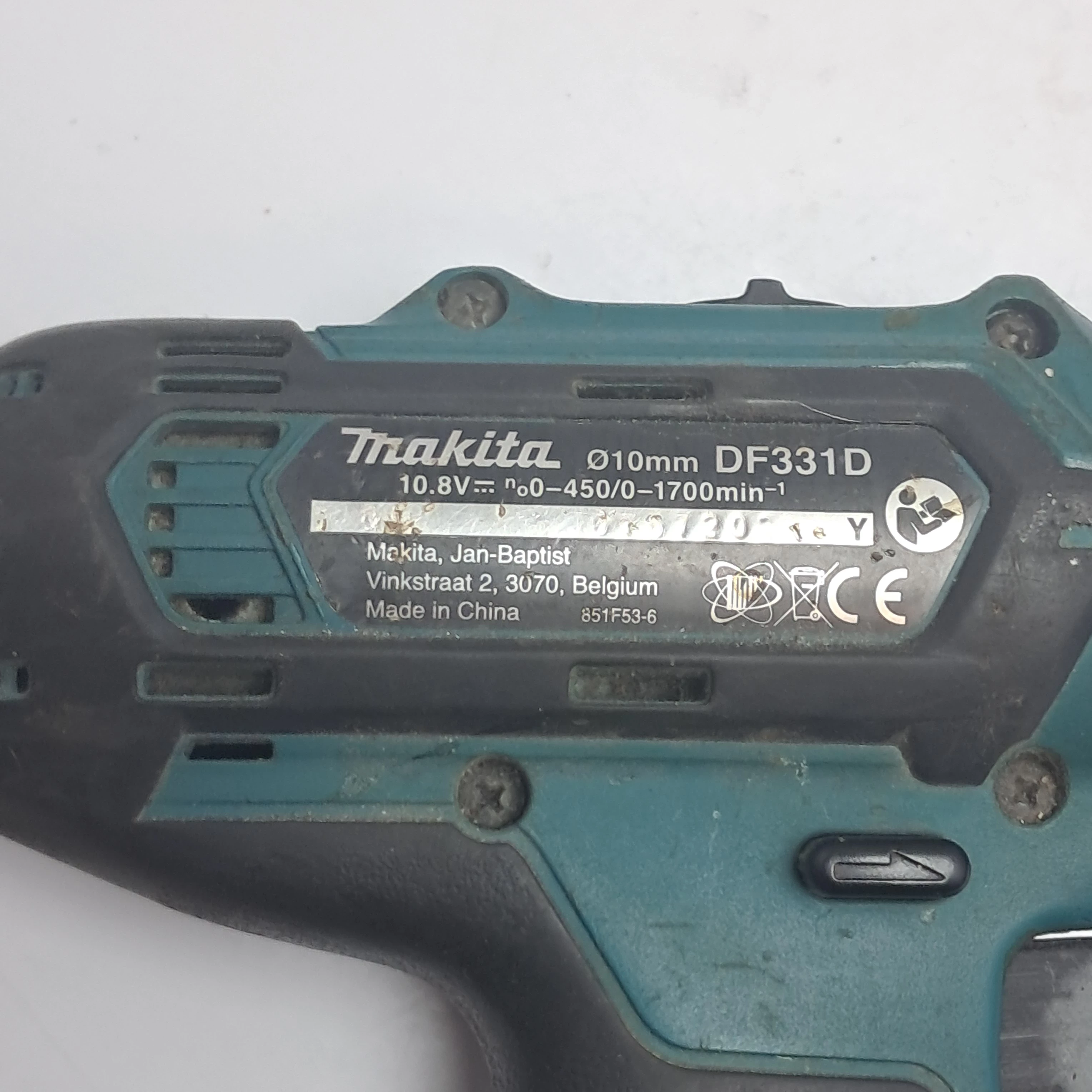 wkretarka-makita-df331d-zawartosc-zestawu-235809-65536