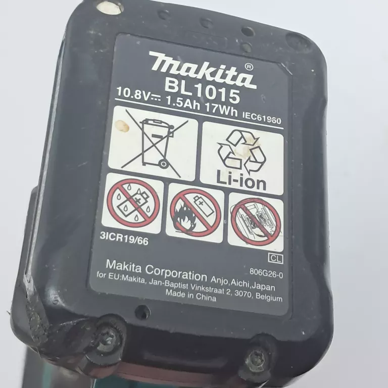 wkretarka-makita-df331d-dodatkowy-osprzet-w-zestawie-235821-392073