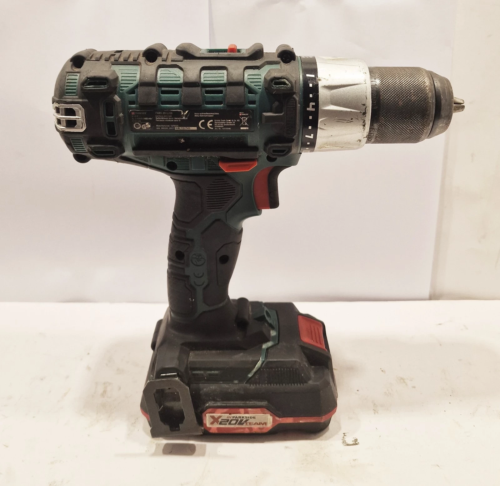 wkretarka-parkside-pabs-20-li-e6-aku-20ah-ladowarka-napiecie-v-128551-307721