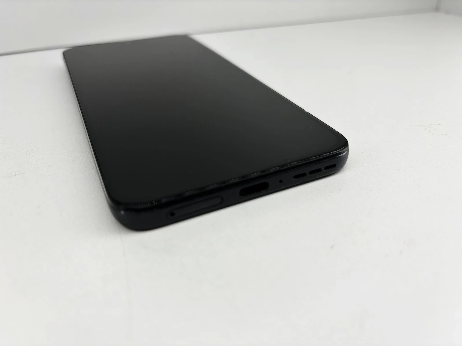 smartfon-motorola-edge-30-neo-8-gb-128-gb-5g-czarny-typ-202685-212929