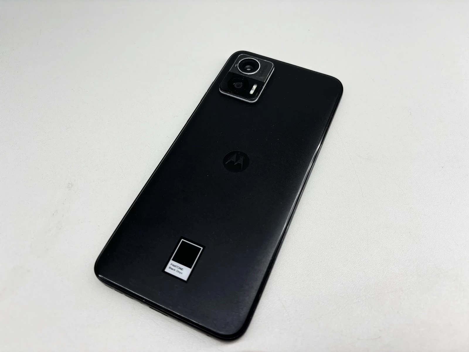 smartfon-motorola-edge-30-neo-8-gb-128-gb-5g-czarny-przekatna-ekranu-628