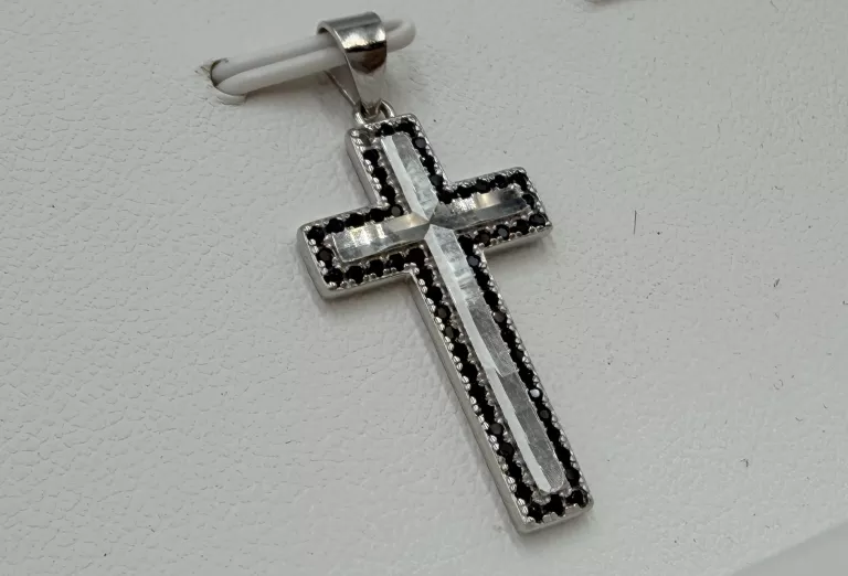 srebro-wyrob-jubilerski-uzywany-srebrna-zawieszka-925-207g-krzyz-stan-11323-2