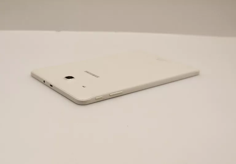 tablet-samsung-sm-t561-96-15-gb-8-gb-bialy-przekatna-ekranu-960