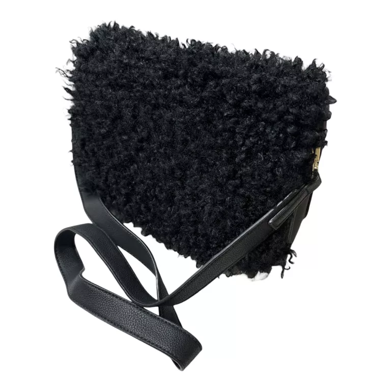 nali-torebka-black-faux-fur-cross-body-grodzka-72-stargard-jurmat-bis