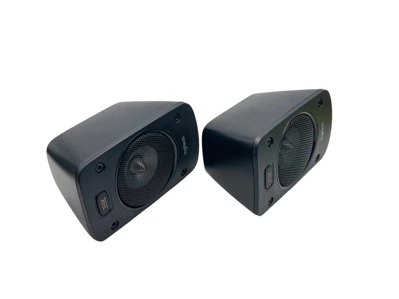 zestaw-glosnikow-logitech-z906-51-1000w-thx-surround-dts-subwoofer-kod-producenta-980-000468