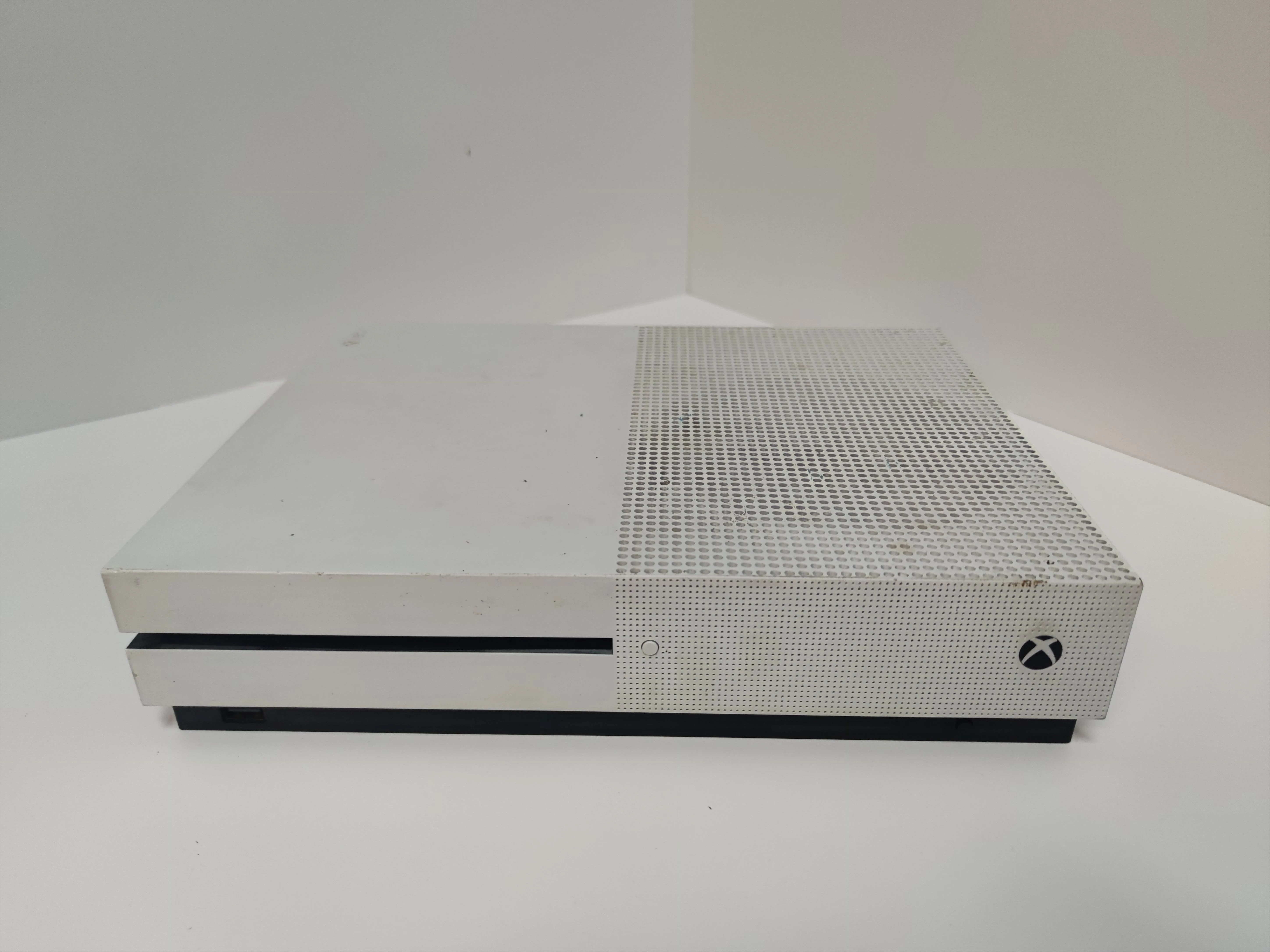 konsola-xbox-one-s-500-gb-wersja-konsoli-130591-2