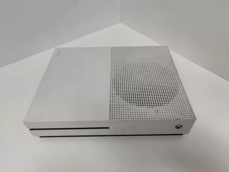 konsola-xbox-one-s-500-gb-liczba-kontrolerow-w-zestawie-205994-225550