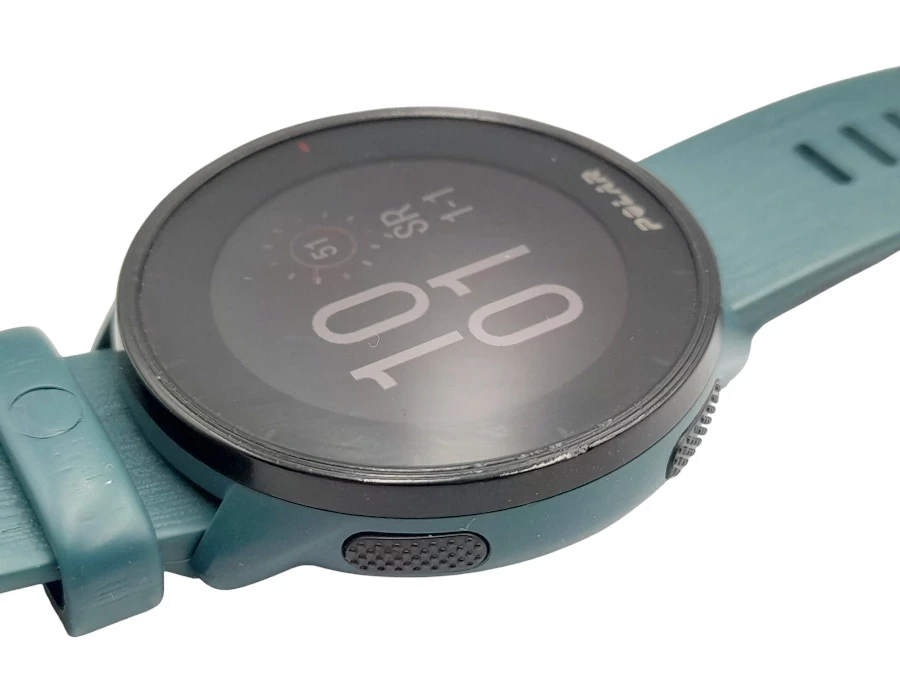 smartwatch-polar-pacer-ladowarka-wysokosc-koperty-1200