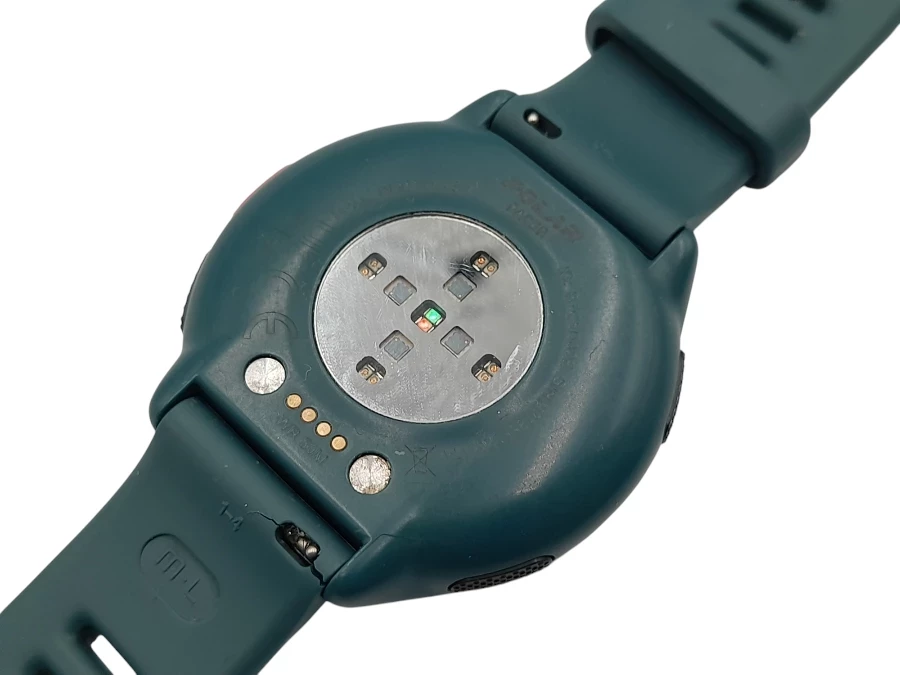 smartwatch-polar-pacer-ladowarka-grubosc-koperty-1150