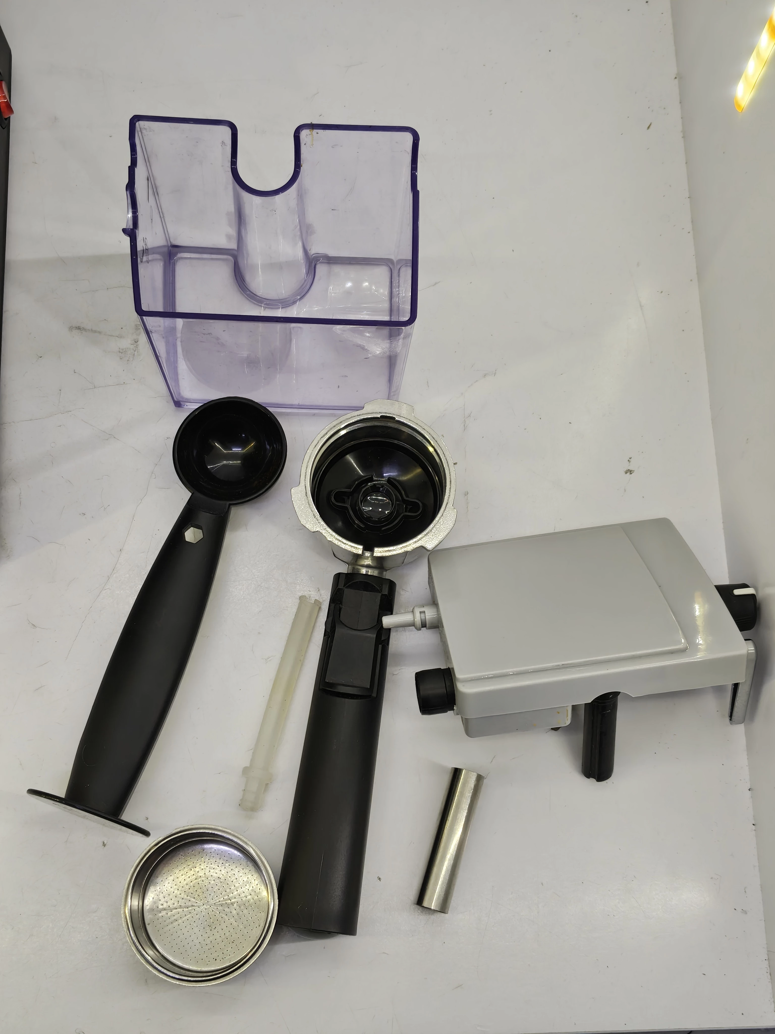 ekspres-do-kawy-kolbowy-breville-vcf045x-ean-gtin-5011773051637