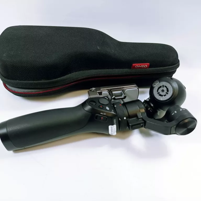 gimbal-z-kamera-dji-osmo-om160-4k-czarny-ean-gtin-6958265104367