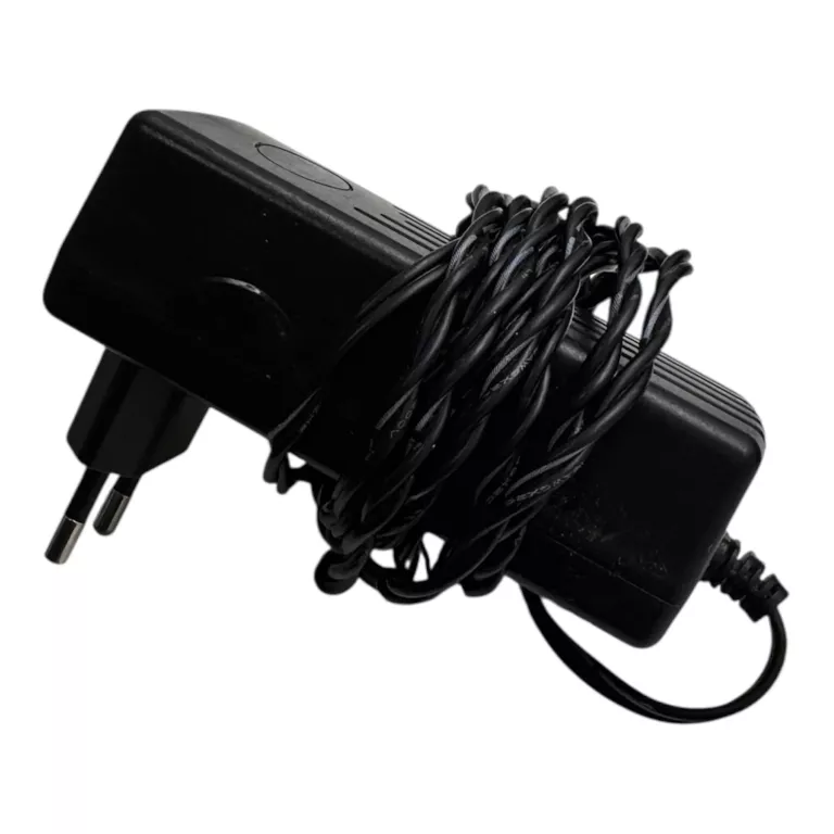 robot-neebo-puppy-r6-reaguje-na-ladowanie-niewspierany-uszkodzony-kolor-dominujacy-129357-8