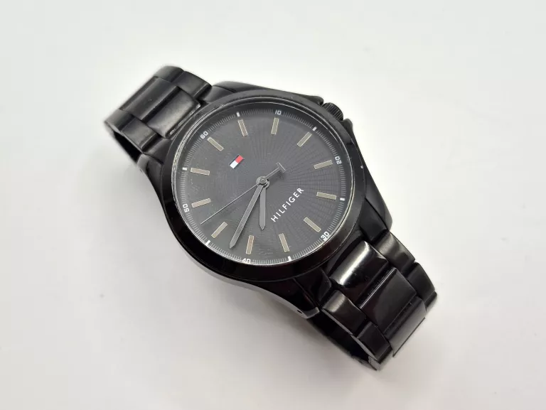 zegarek-meski-tommy-hilfiger-classic-1710680-mechanizm-18738-1