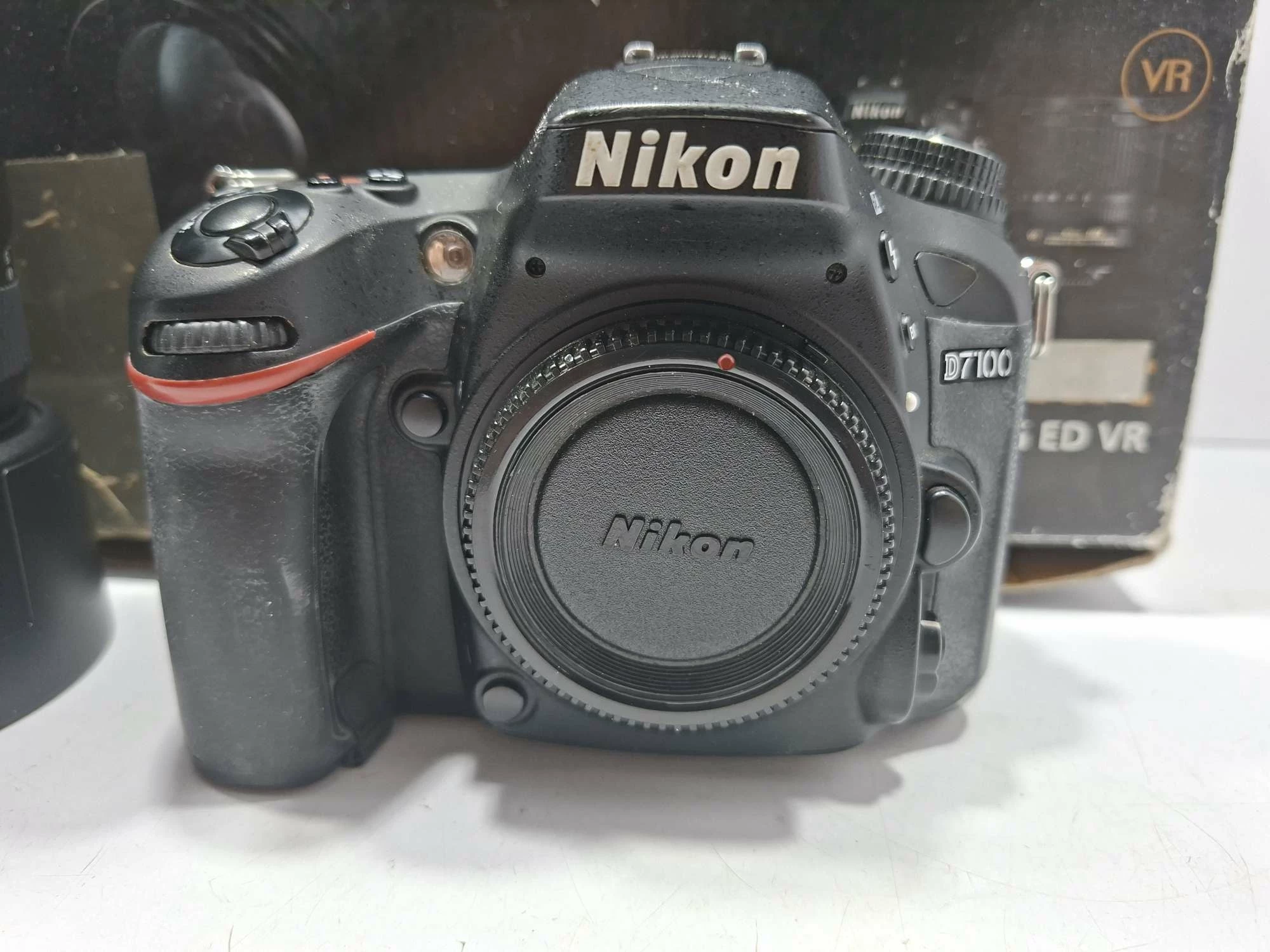 lustrzanka-nikon-d7100-obiektywy-nikkor-18-135-tamron-af-70-300mm-pud-ean-gtin-018208929740