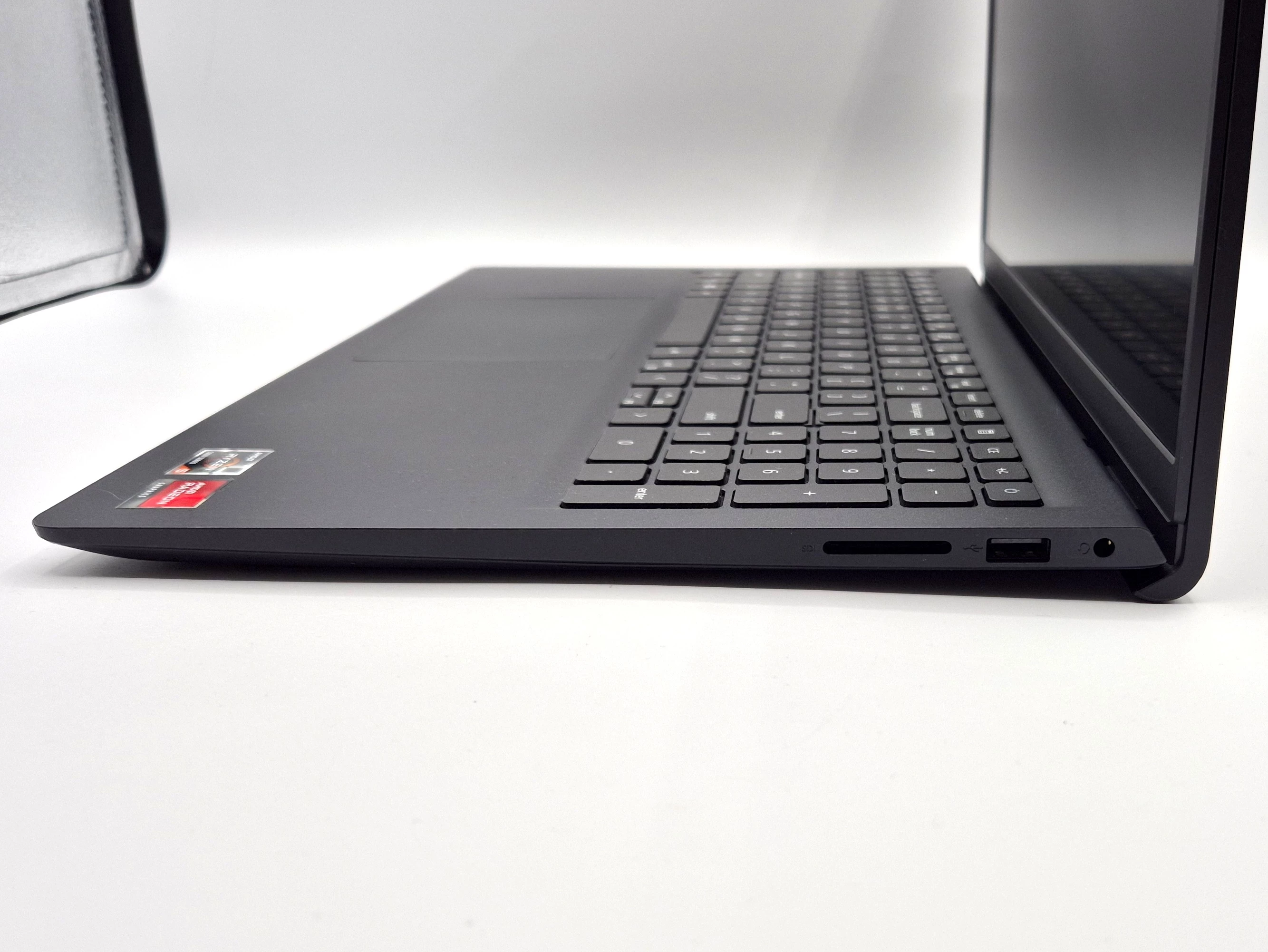 laptop-dell-inspiron-3525-156-amd-ryzen-5-16-gb-512-gb-czarny-rozdzielczosc-px-4474-211457