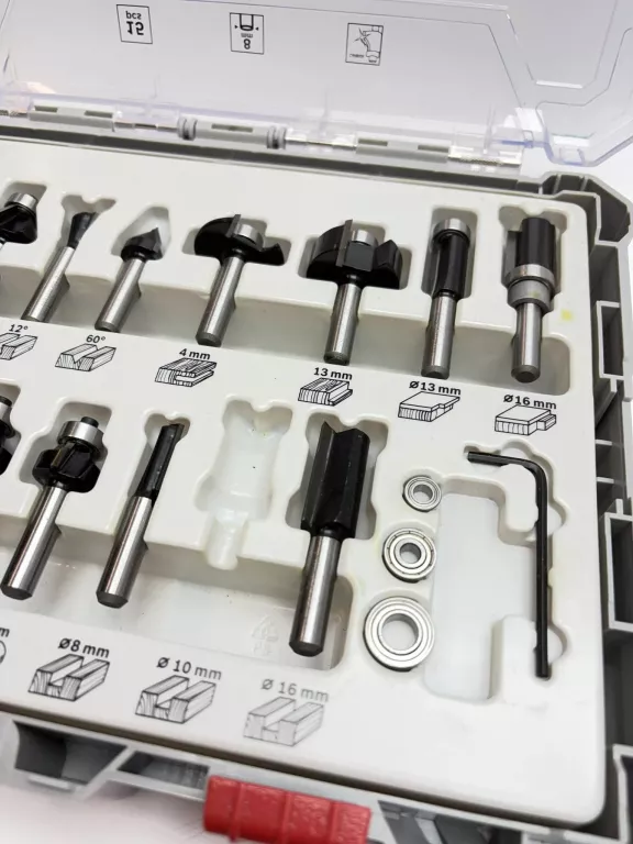 bosch-zestaw-15-frezow-do-drewna-uchwyt-8-mm-2607017472-stan-11323-2