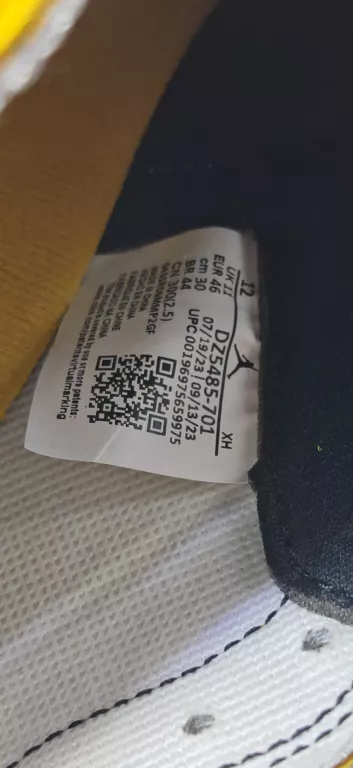 nike-air-jordan-1-retro-high-og-r46-model-high