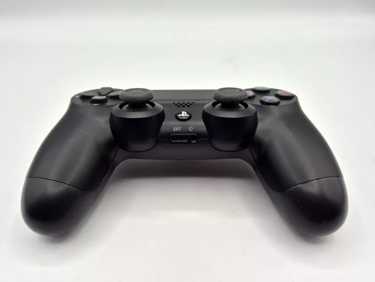 kontroler-pad-do-ps4-czarny-dualshock-4-kod-producenta-9950103
