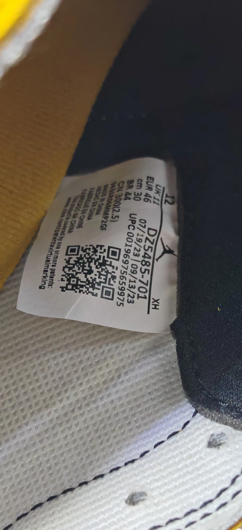 nike-air-jordan-1-retro-high-og-r46-model-high