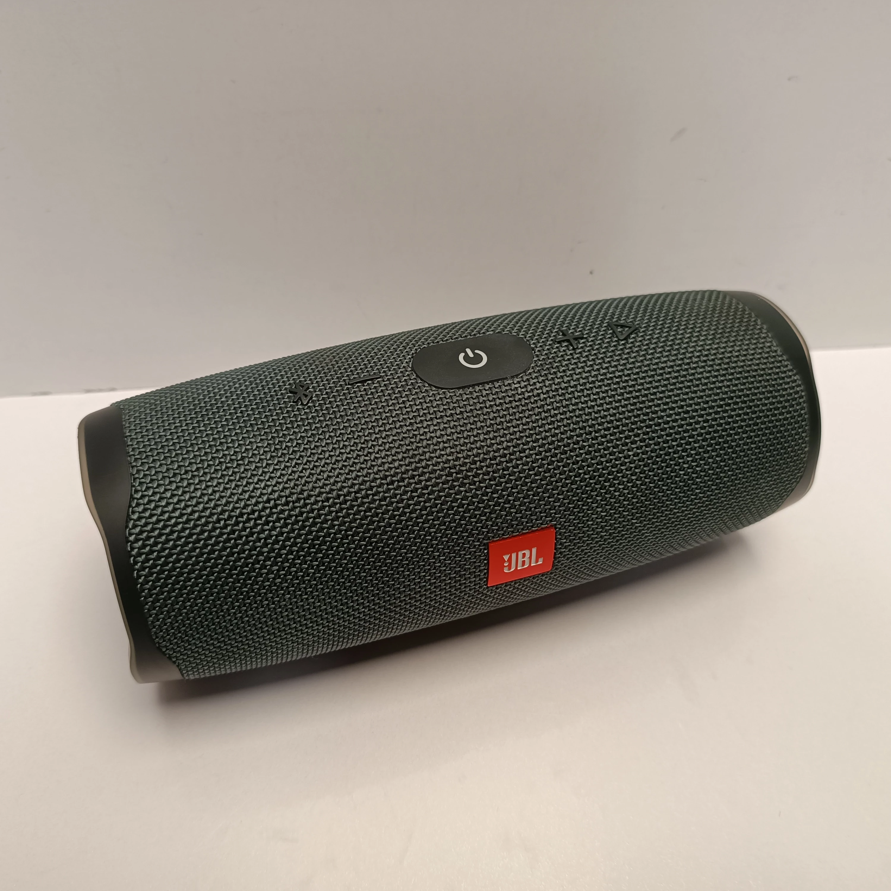 glosnik-jbl-charge-essential-2-moc-4000