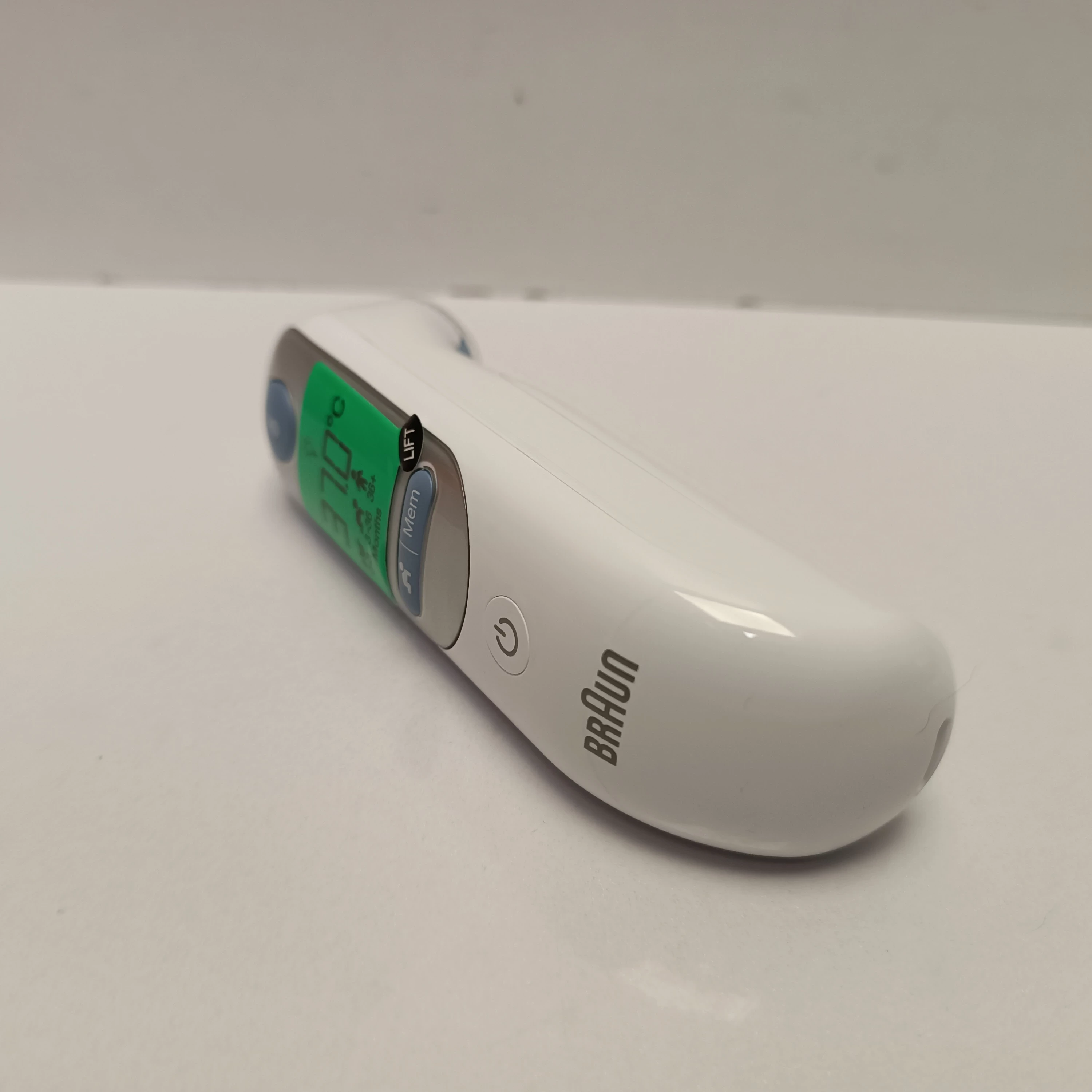 braun-irt6520-termometr-douszny-kolor-4906-986215