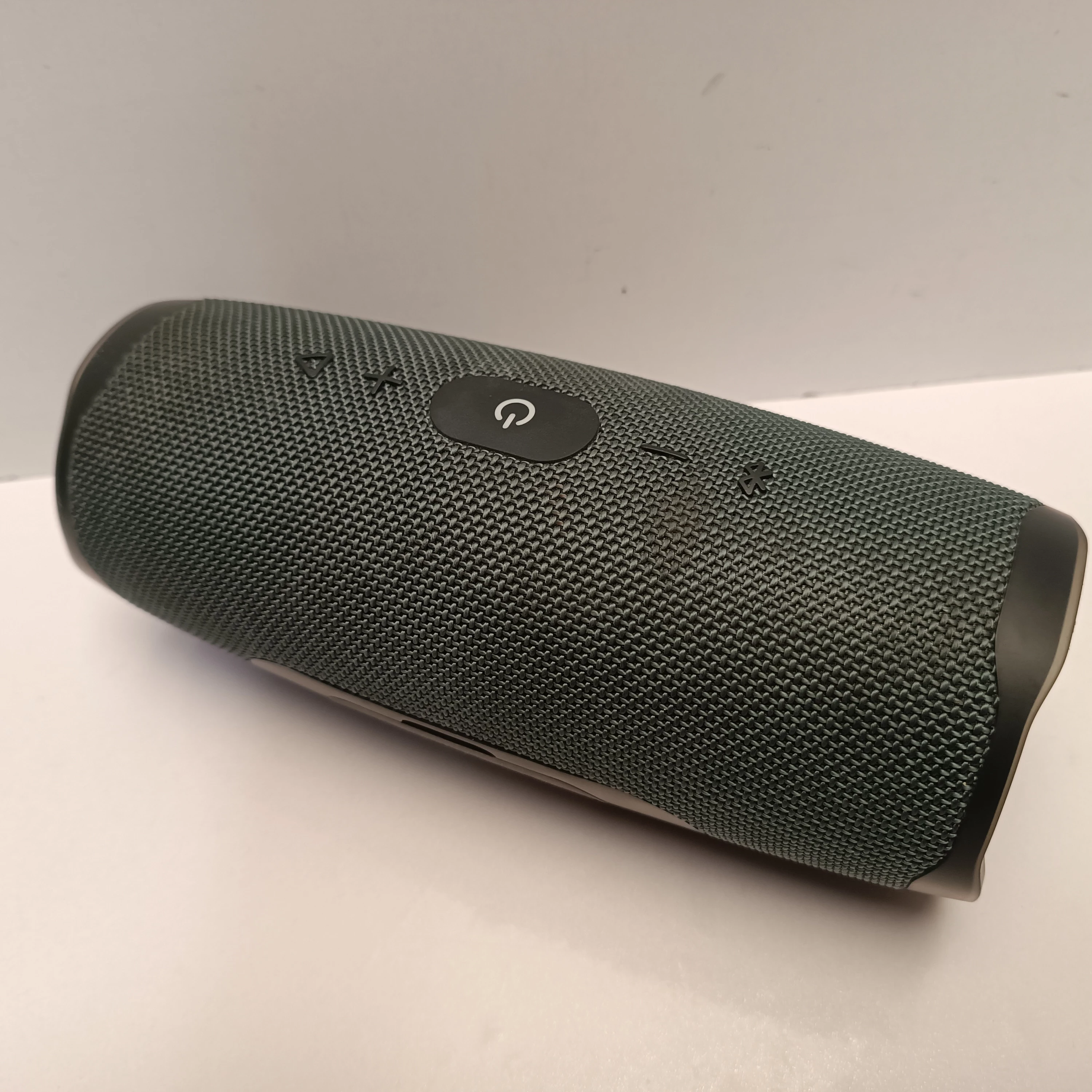 glosnik-jbl-charge-essential-2-zasilanie-209202-1769478