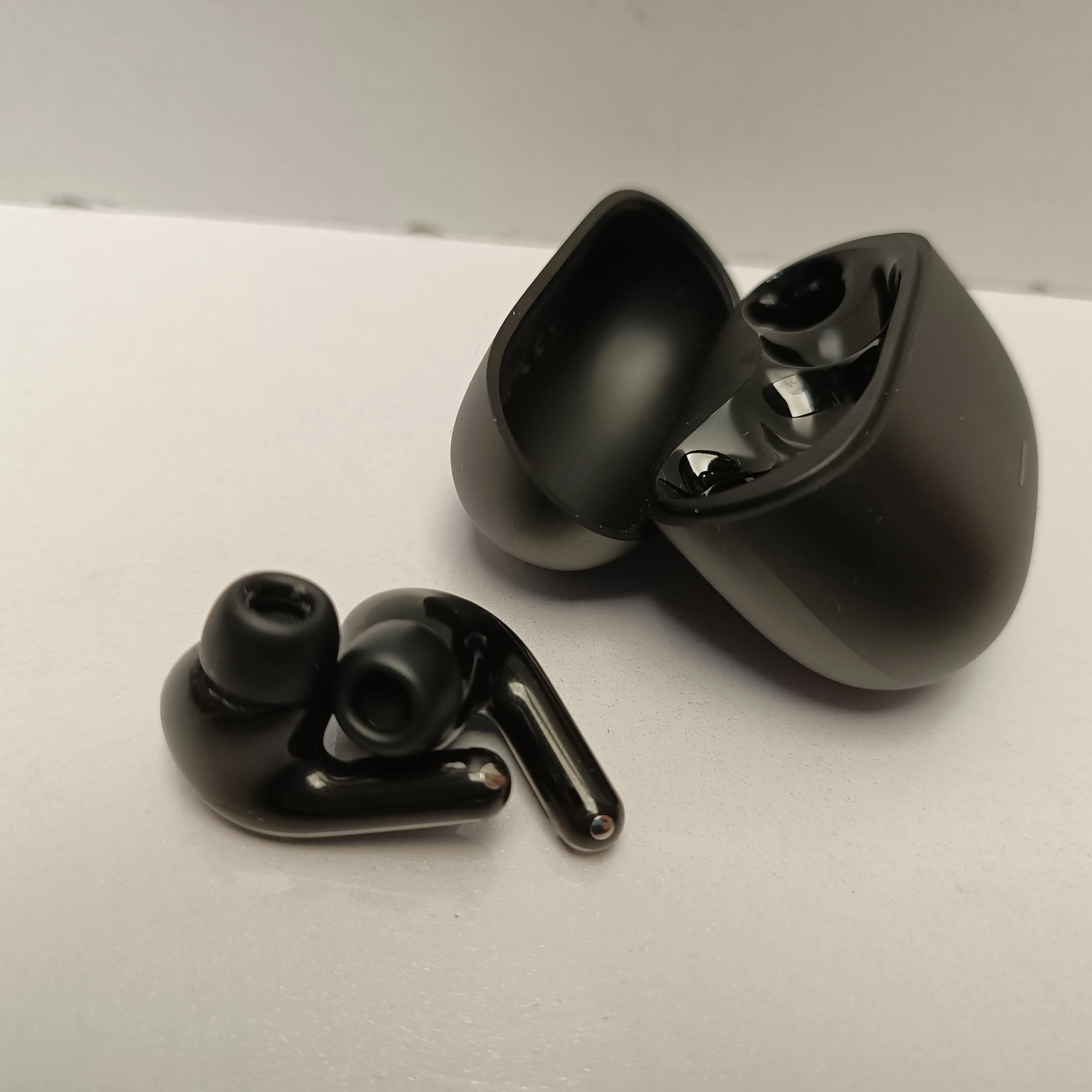 sluchawki-redmi-buds-8-lite-transmisja-sygnalu-203713-217785