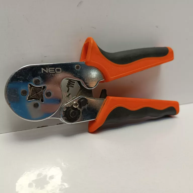 zaciskarka-koncowek-tulejkowych-neo-01-507-osiedle-teatralne-3u15-krakow