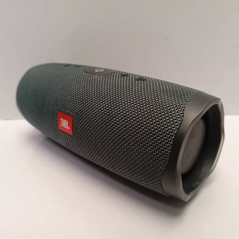 glosnik-jbl-charge-essential-2-funkcje-221089-2