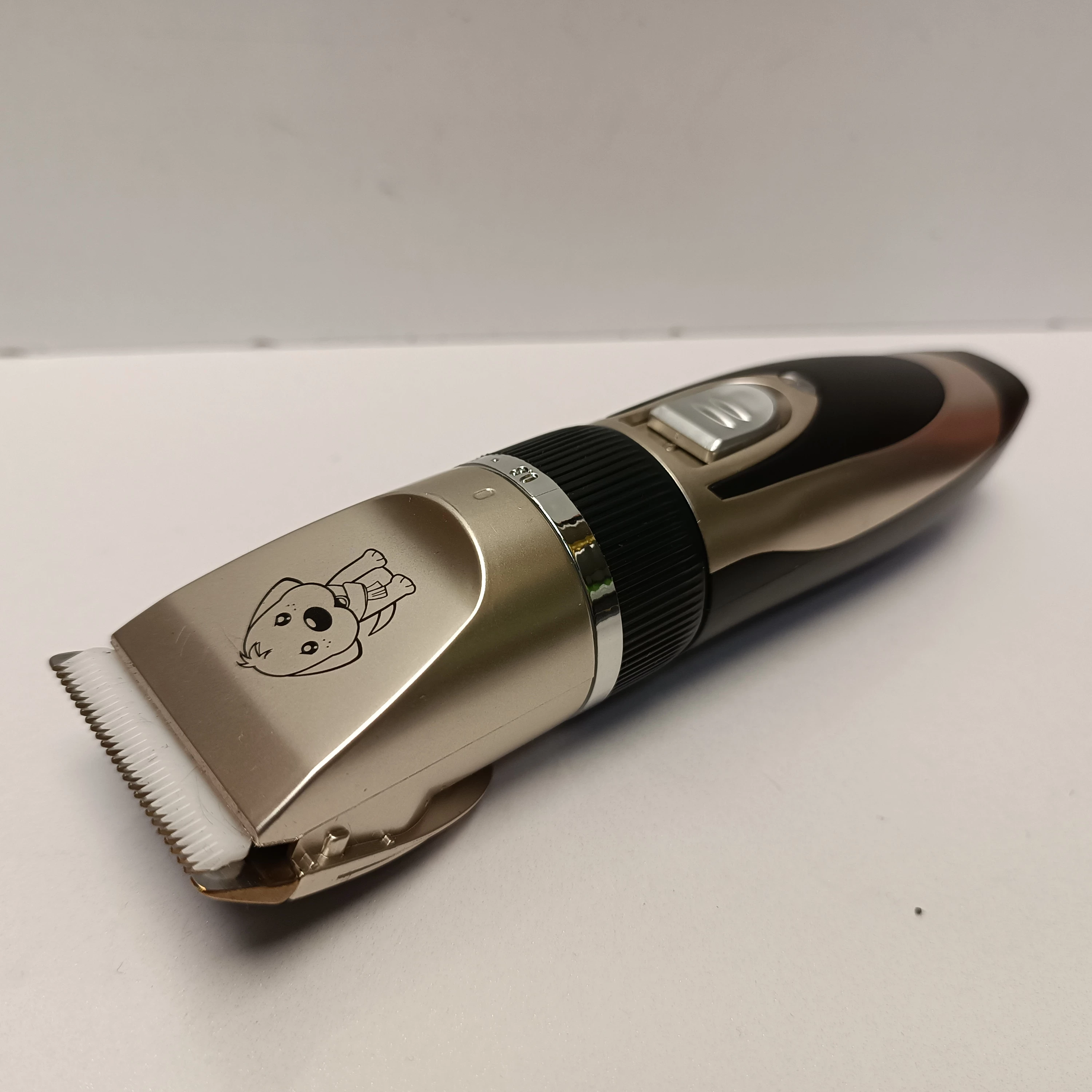 maszynka-do-strzyzenia-psa-professional-pet-clipper-kod-producenta-5904754114387