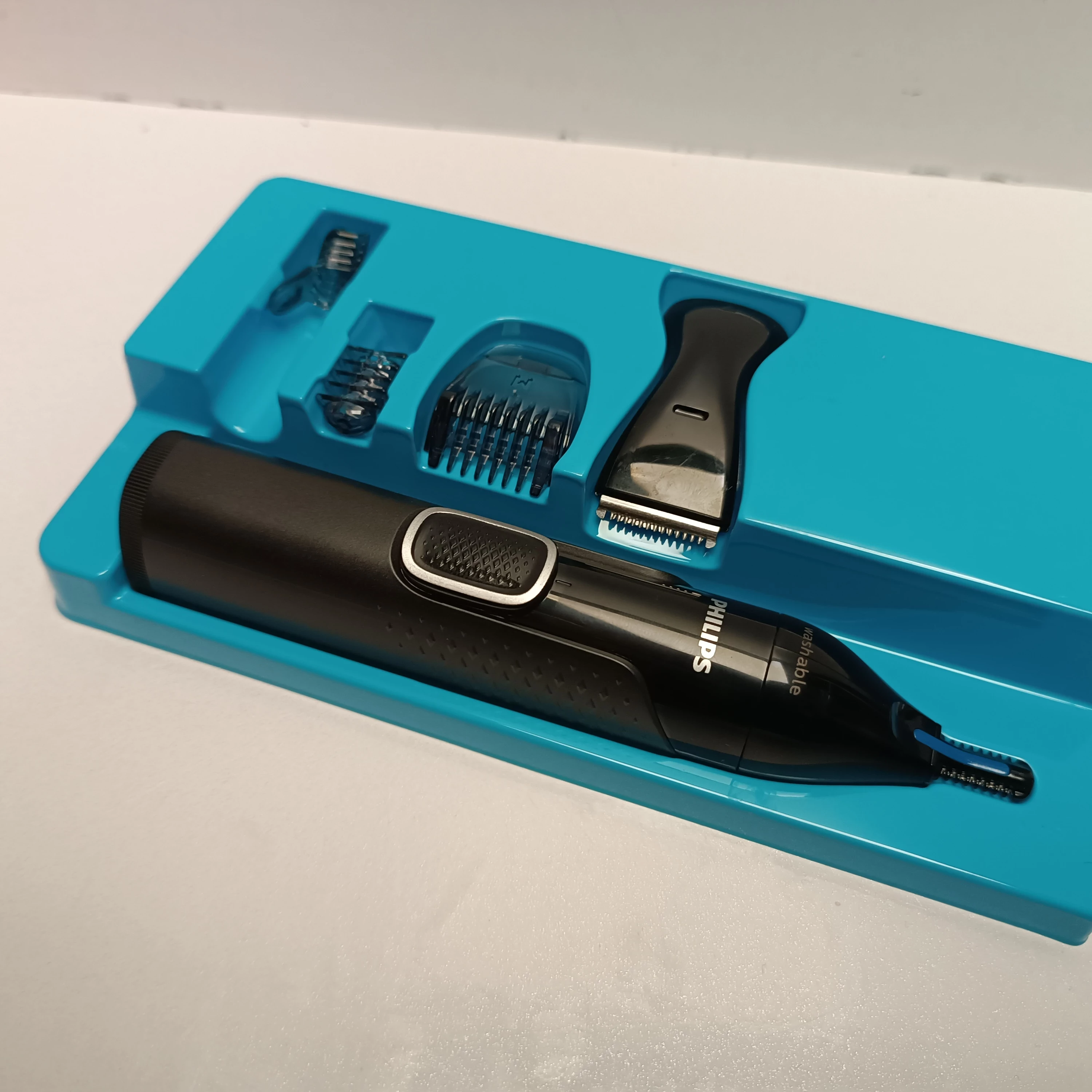 trymer-philips-do-nosa-i-uszu-nt5650-kolor-dominujacy-129357-3