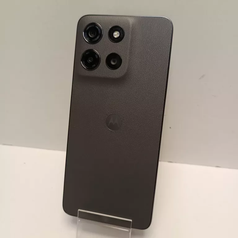 telefon-moto-g15-4128-gb-przekatna-ekranu-672