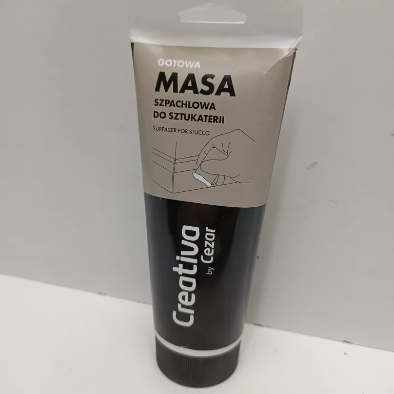 masa-szpachlowa-gotowa-do-sztukaterii-uniwersalna-listew-mocna-creativa-osiedle-teatralne-3u15-krakow