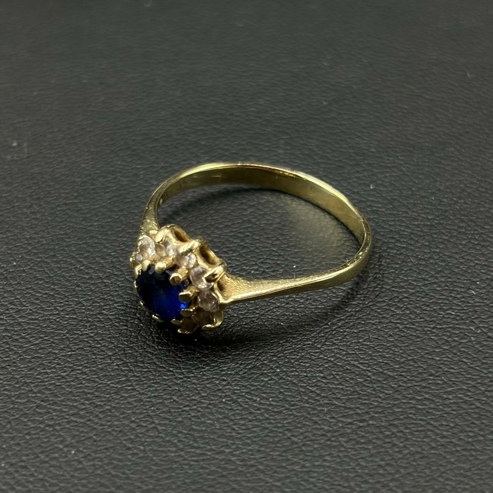 piekny-zloty-pierscionek-z-niebieskim-oczkiem-585-14k-r-16-stan-11323-2