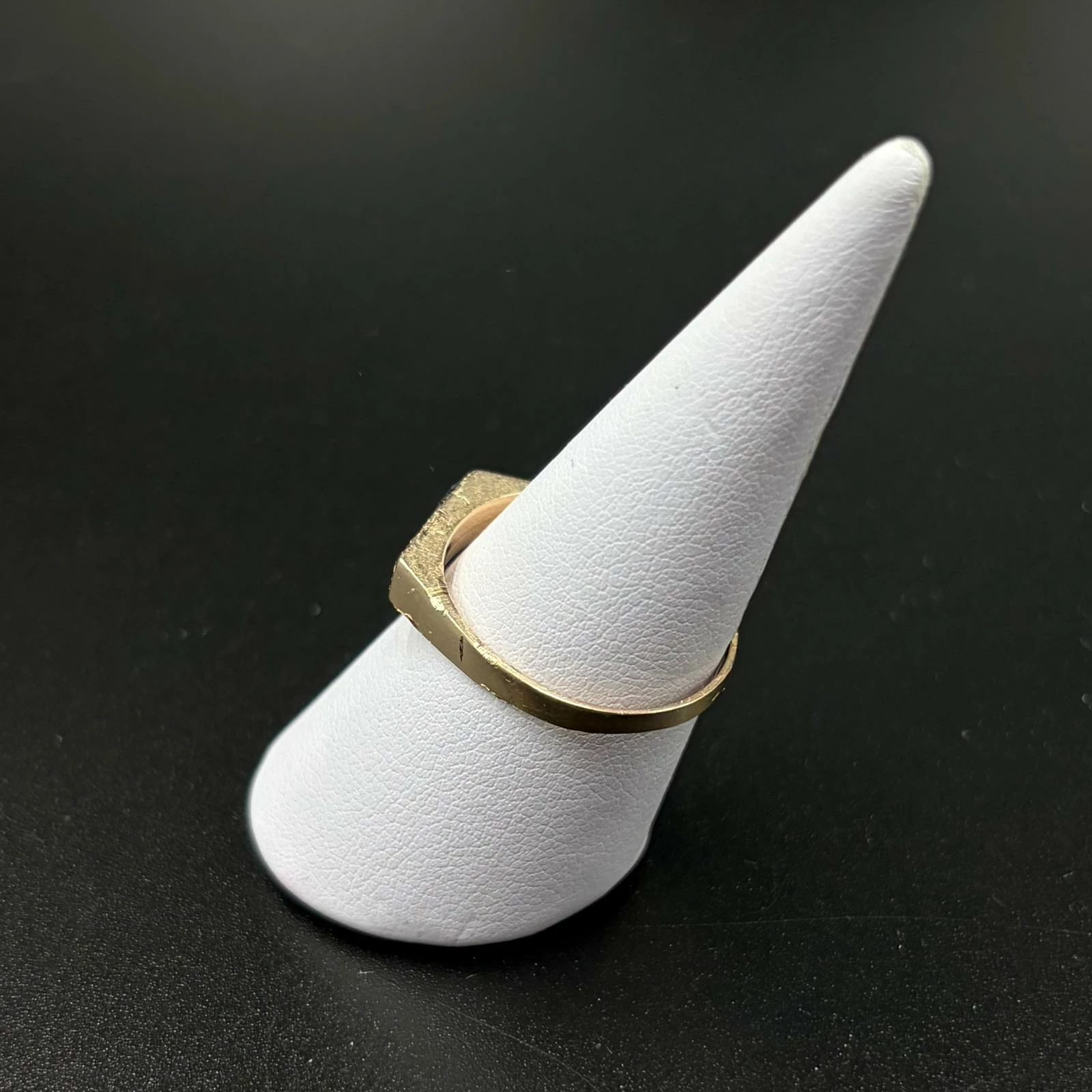 piekny-zloty-pierscionek-z-oczkiem-585-14k-266g-r20-rodzaj-2205-2