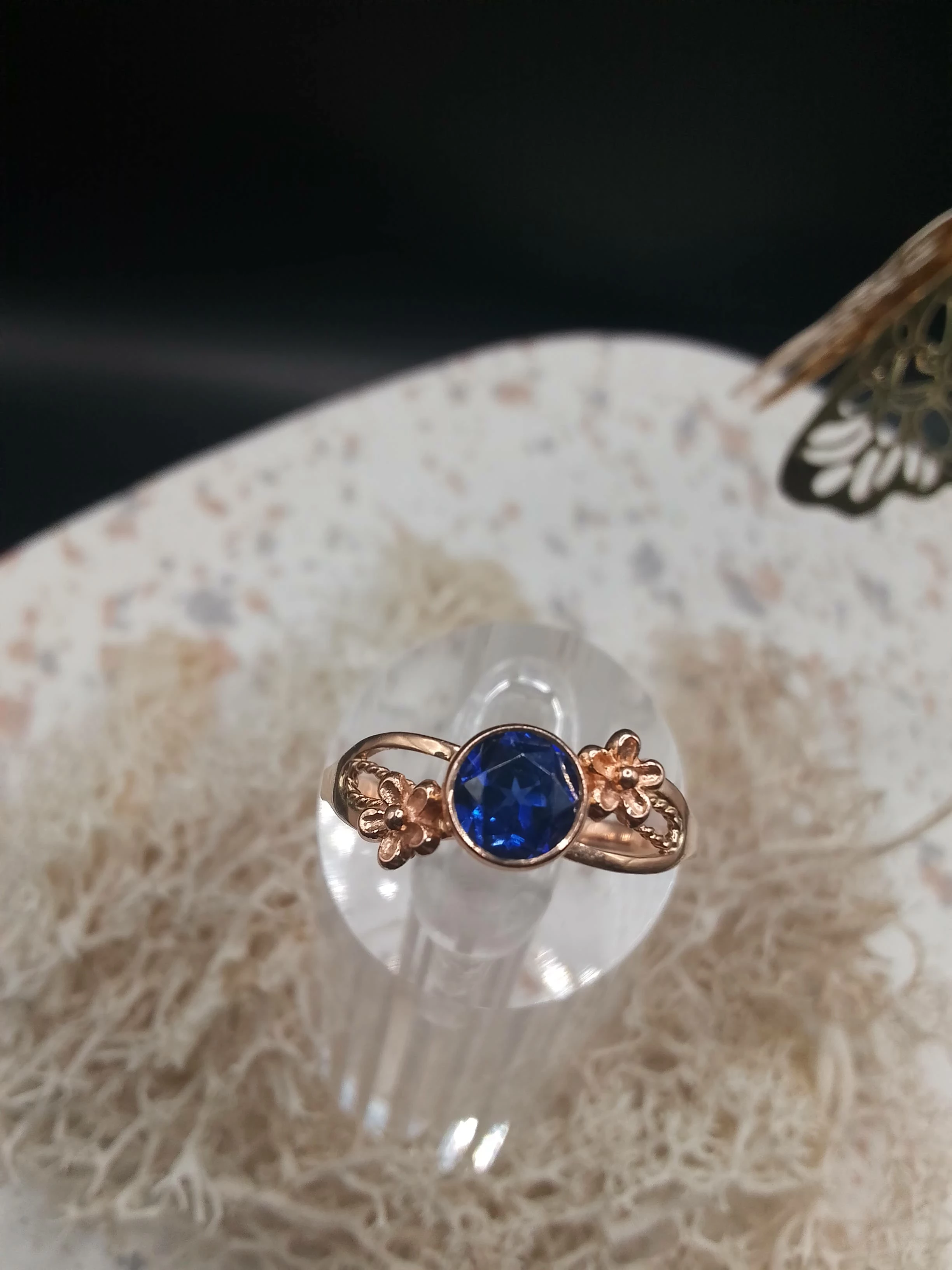 zloty-pierscionek-z-niebieskim-oczkiem-stan-11323-2