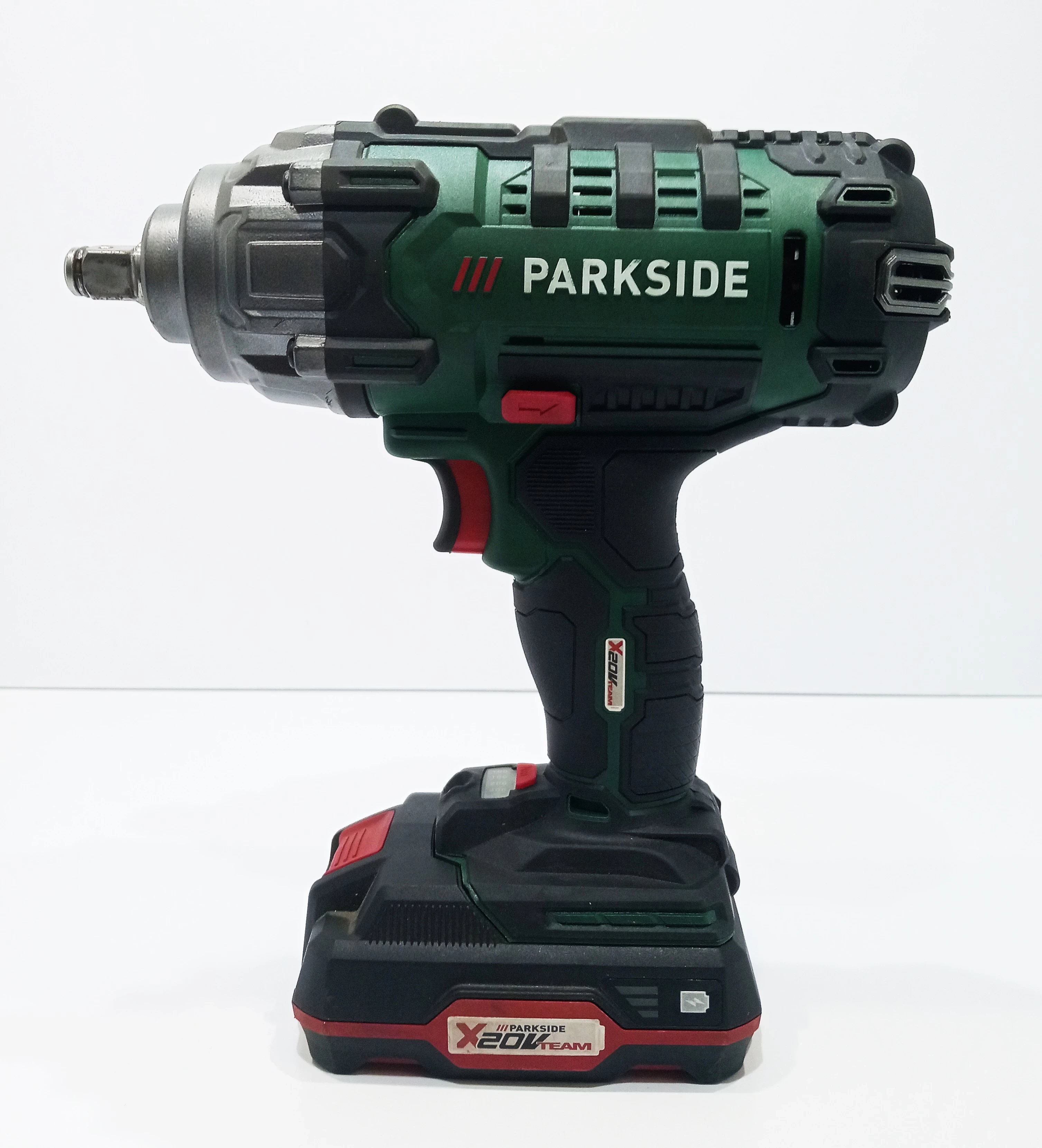 klucz-udarowy-akumulatorowy-parkside-passk-20-li-c3-akuwalizka-ean-gtin-4335633008557