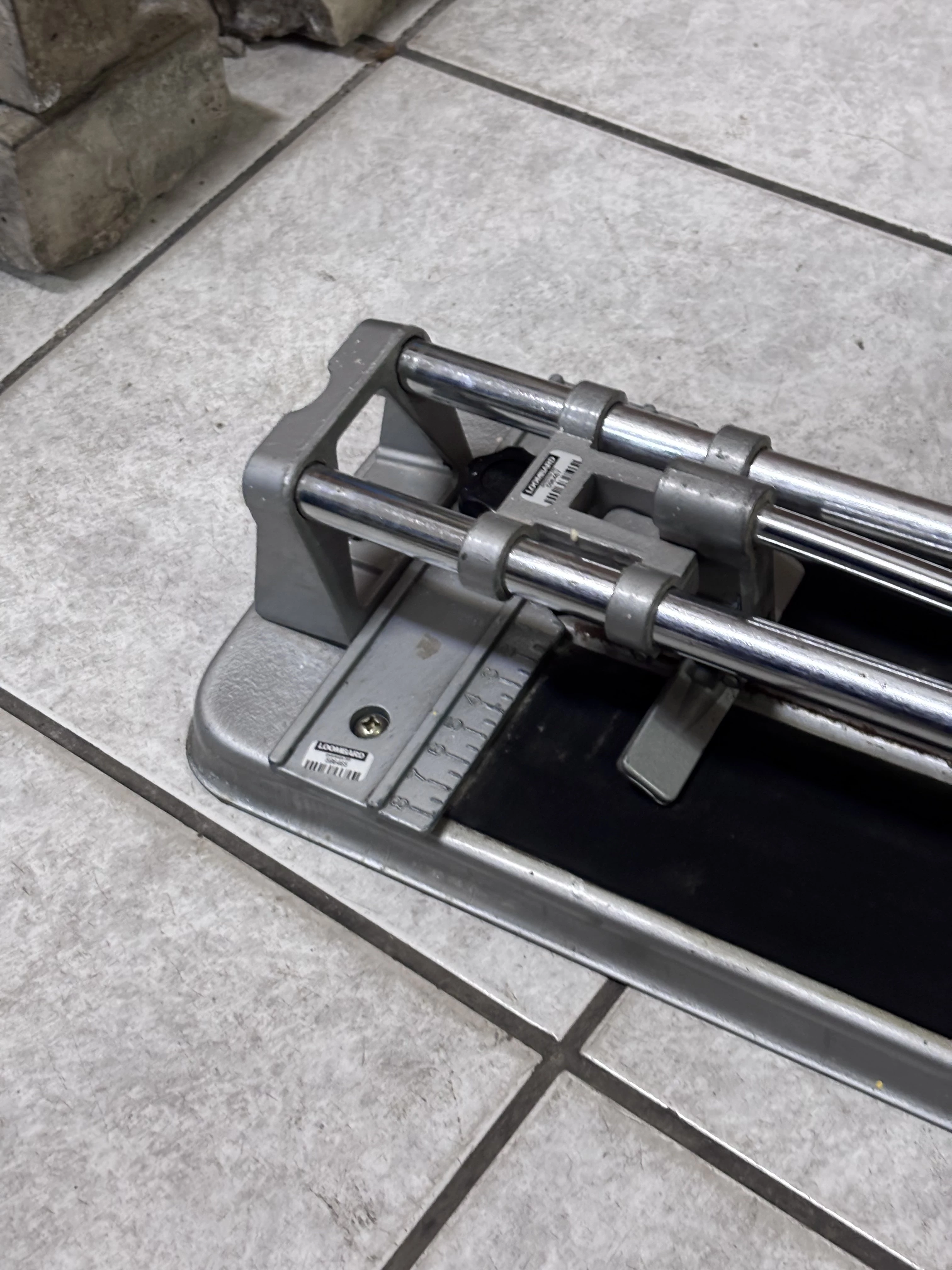 maszyna-do-ciecia-plytek-80cm-stan-11323-2