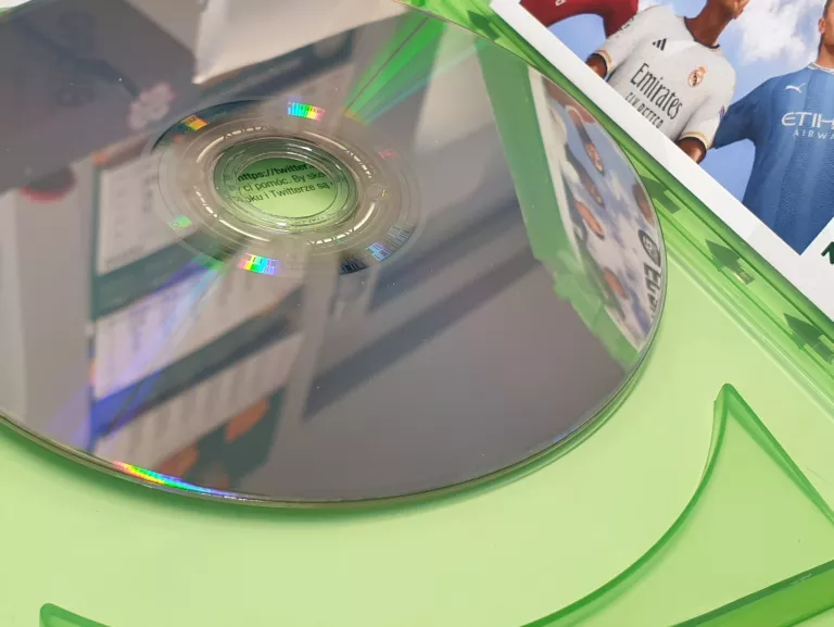 gra-xbox-one-fc24-wersja-jezykowa-216085-1