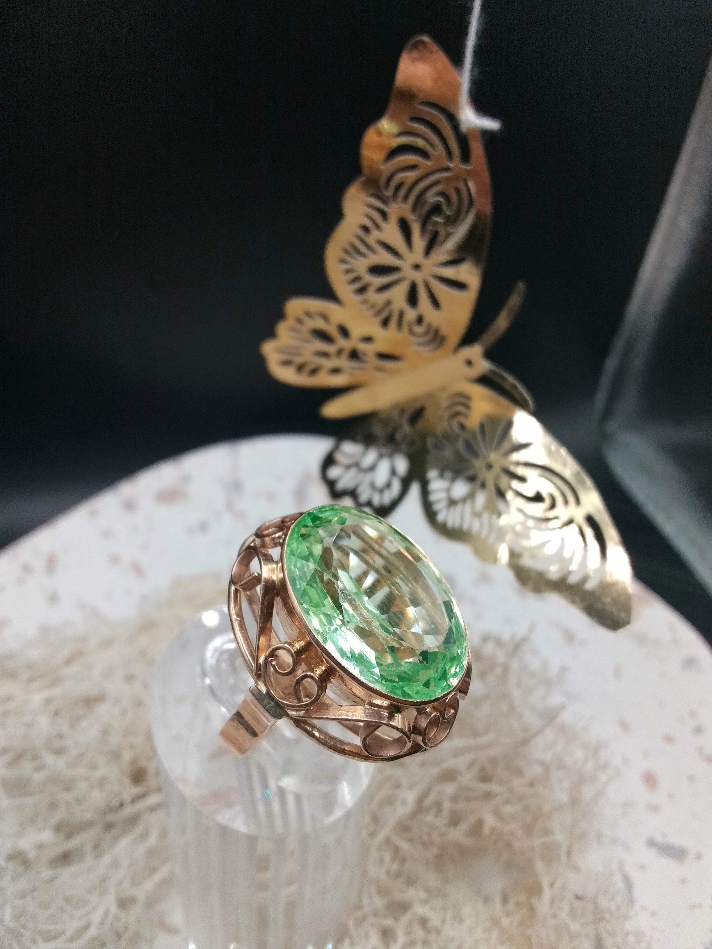 zloty-pierscionek-z-zielonym-oczkiem-material-15835-2