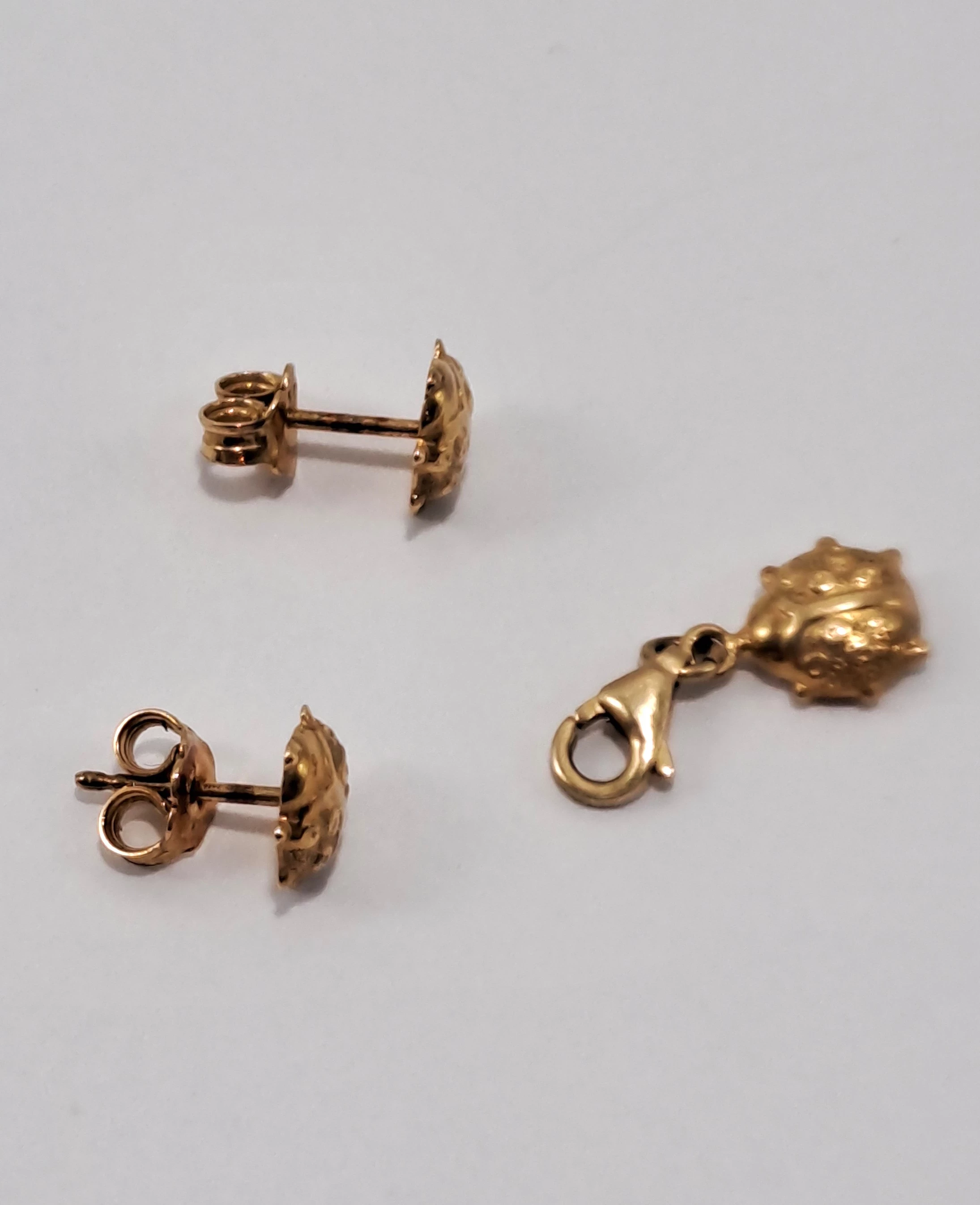 wyrob-jubilerski-uzywany-zlote-kolczyki-z-zawieszka-585167-rodzaj-2205-2