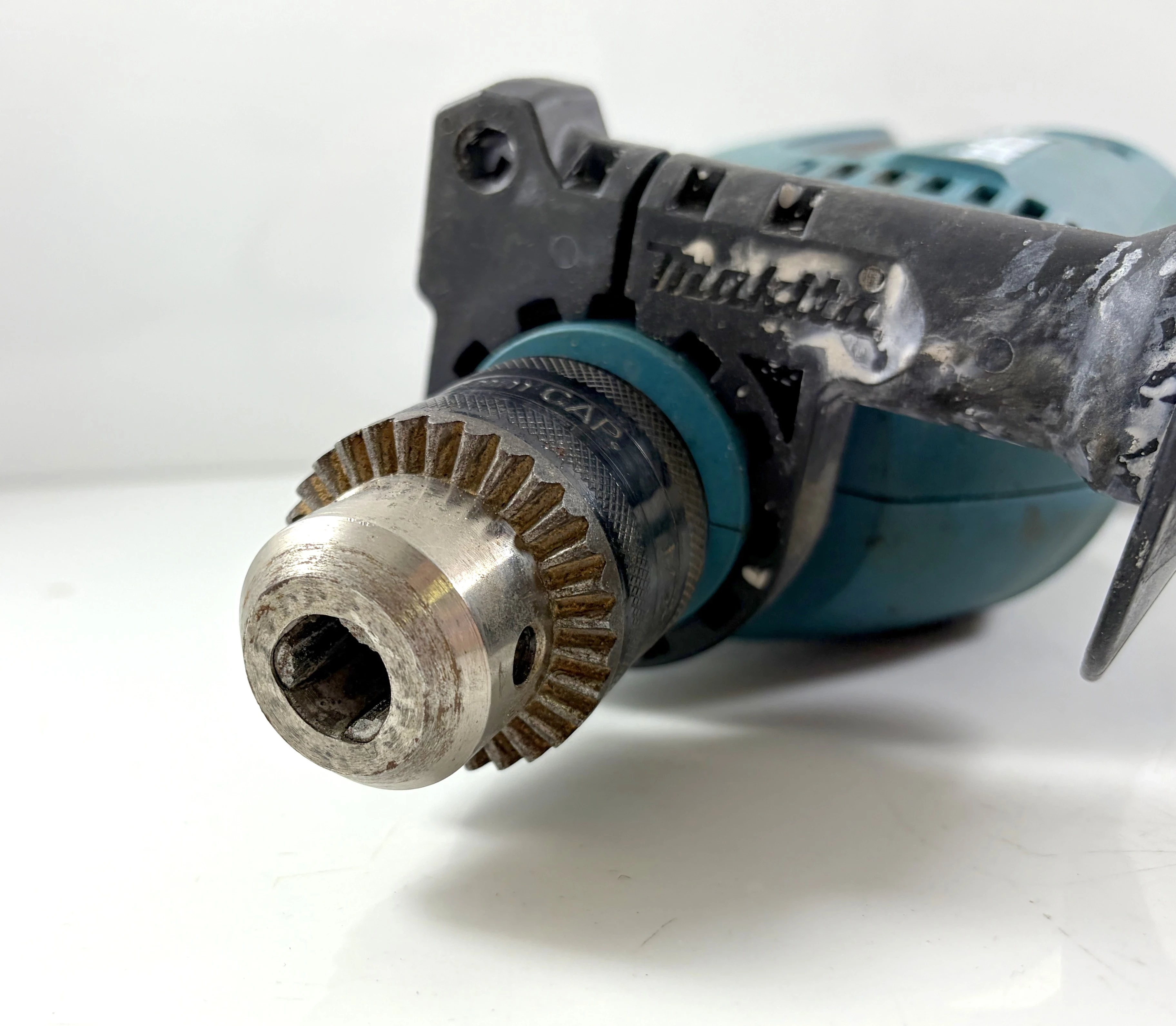 wiertarka-udarowa-makita-hp1640-stan-11323-2