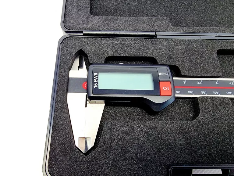 suwmiarka-elektroniczna-ze-sruba-din-862-zakres-150-mm-glebokosciomierz-ean-gtin-4059192002428