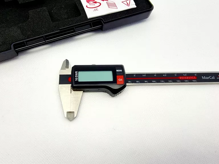 suwmiarka-elektroniczna-ze-sruba-din-862-zakres-150-mm-glebokosciomierz-rodzaj-236986-407290